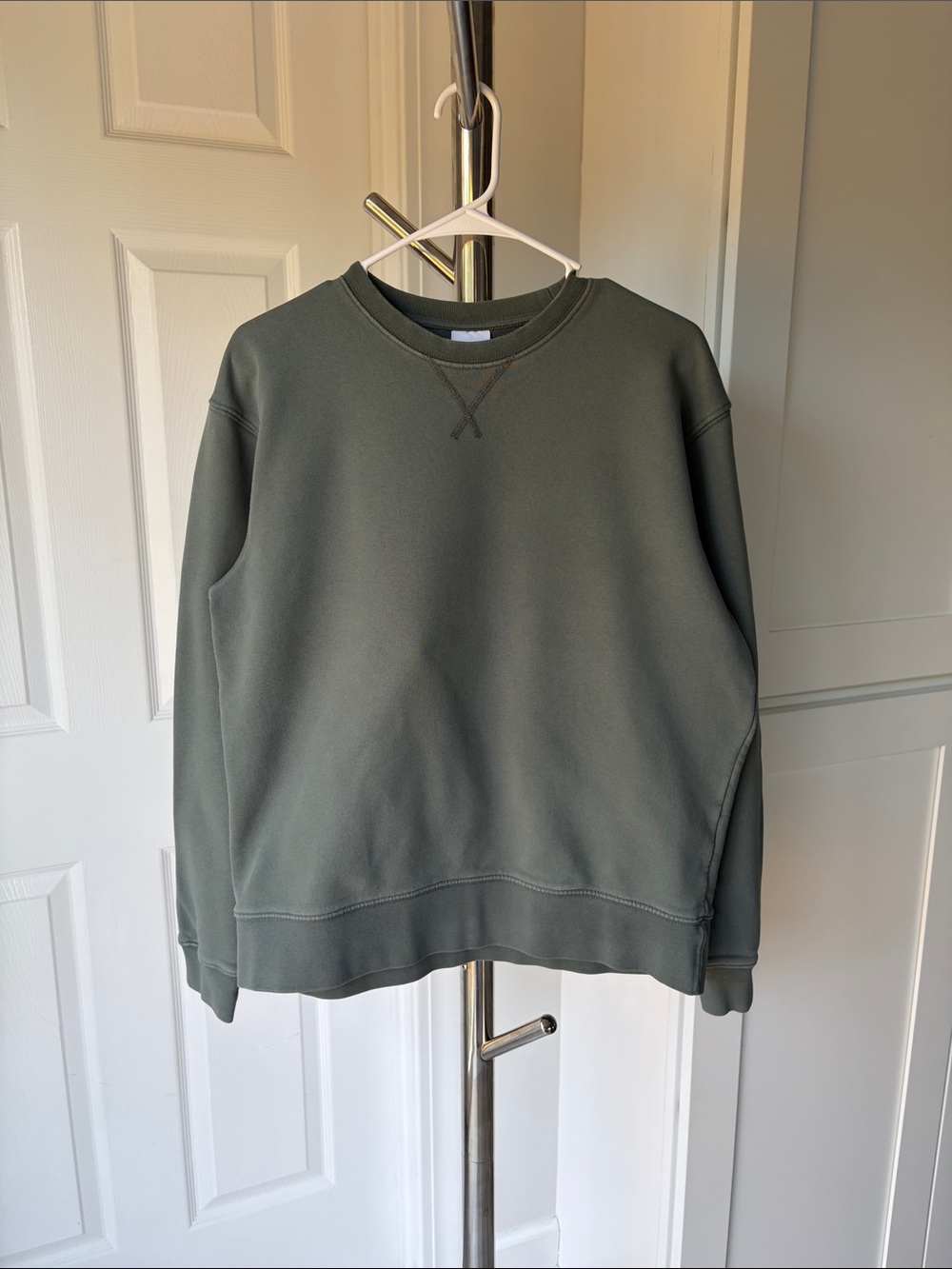 Zara Sage Green Crewneck Terry Sweatshirt, Size M.